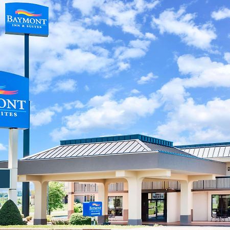 Baymont By Wyndham Clarksville Northeast Exterior photo